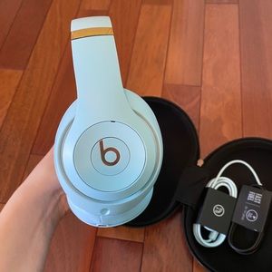 Crystal Blue Beats Studio3 Wireless Headphones